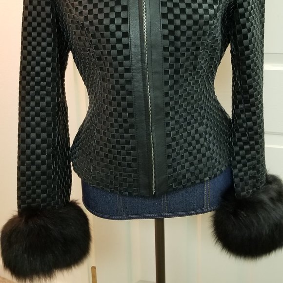 ✅#500 NWOT Black Genuine Fox Fur 1 Collar & 2 Cuffs - Picture 10 of 12